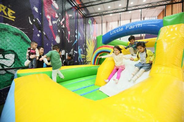 吹氣彈床@時代廣場Playroom